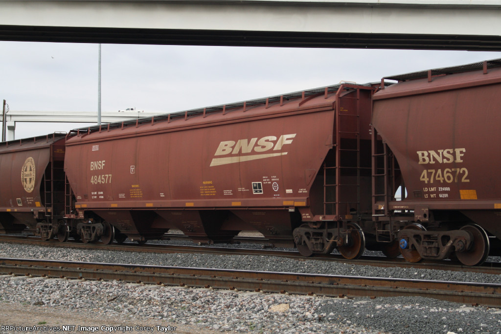 BNSF 484577